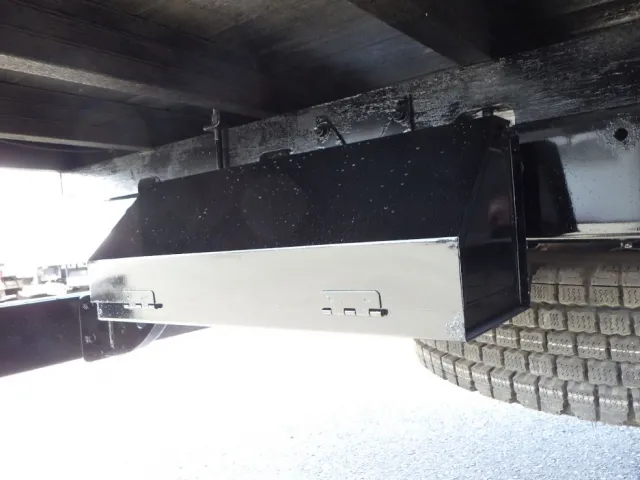 工具箱は塗装してあります。|日野 レンジャー 2KG-FC2ABA(2WD)の写真35