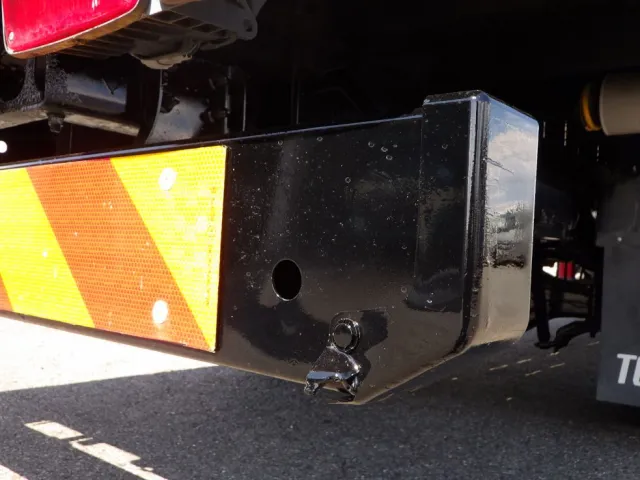 リヤバンパーは塗装してあります。（運転席カバーにキズがあります）|日野 レンジャー 2KG-FC2ABA(2WD)の写真41