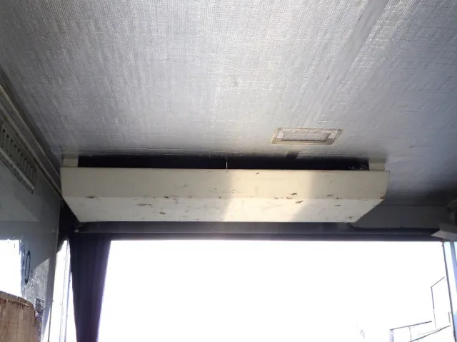 冷凍機の吹き出し口の状態です。（荷台後方）|日野 プロフィア 2DG-FW1AHJの写真12