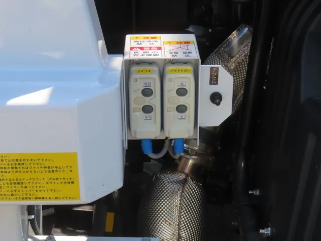 上物の操作スイッチです。|三菱 スーパーグレート 2PG-FS80VZの写真18