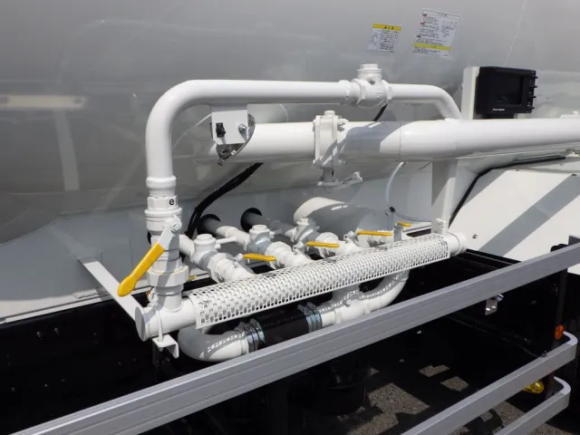 配管の状態です。|三菱 スーパーグレート 2PG-FU84GZの写真16