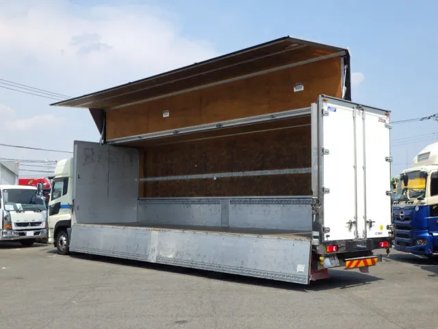 UDトラックス クオン 2PG-CG5CAの写真3