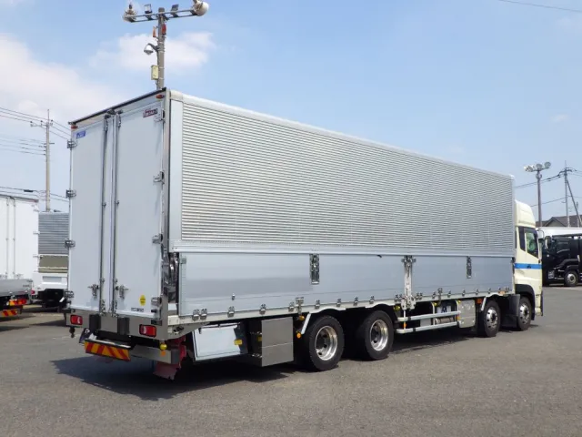 UDトラックス クオン 2PG-CG5CAの写真4