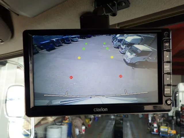 液晶バックモニター付きです。|UDトラックス クオン 2PG-CG5CAの写真14