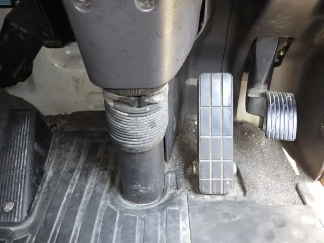 2ペダルです。|UDトラックス クオン 2PG-CG5CAの写真17