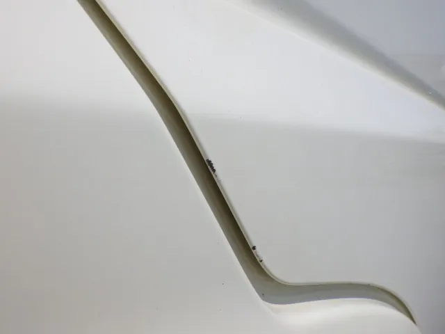 運転席側ドアに小キズがあります。|UDトラックス クオン 2PG-CG5CAの写真21