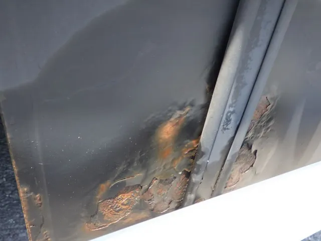 燃料タンクにサビがあります。|UDトラックス クオン 2PG-CG5CAの写真37