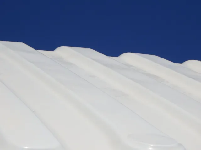 ルーフにヘコミがあります。|いすゞ フォワード 2RG-FSR90S2の写真25