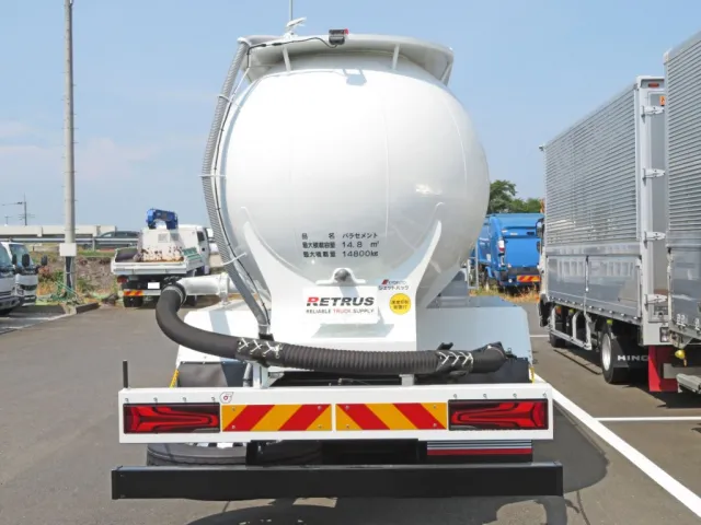 積載物は、バラセメントです。|三菱 スーパーグレート 2PG-FU84GZの写真10