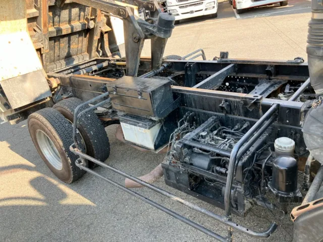 いすゞ フォワード TKG-FRR90S1(2WD)の写真10