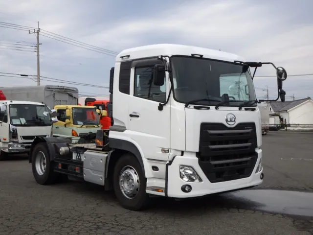 UDトラックス クオン 2PG-GK5AADの写真2