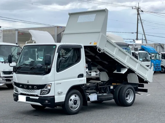 三菱 キャンター 2RG-FBA60(2WD)の写真1