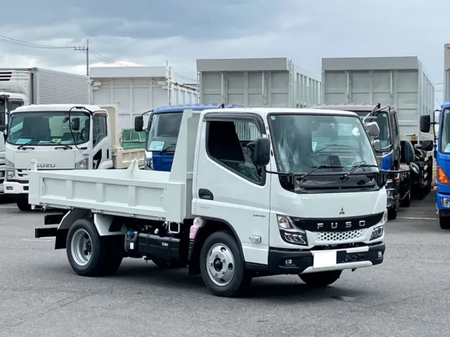 三菱 キャンター 2RG-FBA60(2WD)の写真2