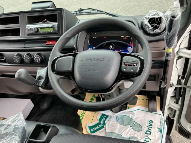 ハンドル周りの状態です。|三菱 キャンター 2RG-FBA60(2WD)の写真16