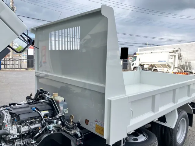 三菱 キャンター 2RG-FBA60(2WD)の写真22