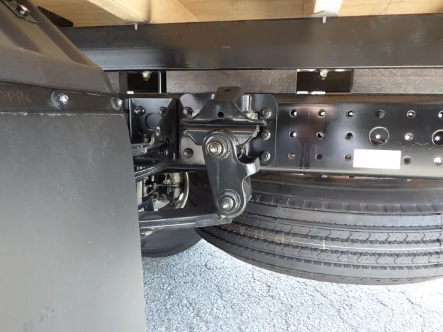 三菱 キャンター 2PG-FEB80の写真5