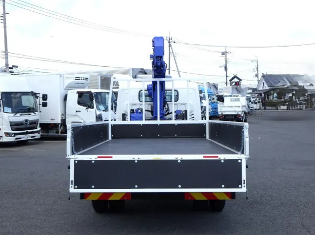 荷台全体の状態です。|三菱 キャンター 2PG-FEB80の写真9