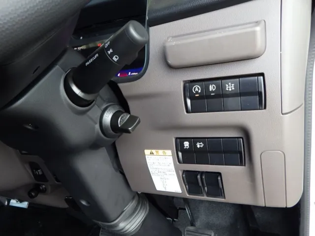 三菱 キャンター 2PG-FEB80の写真32