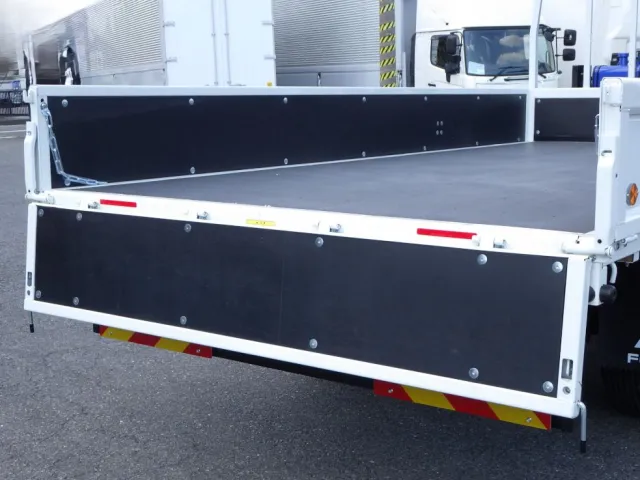 三菱 キャンター 2PG-FEB80の写真40