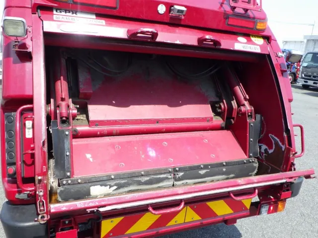 プレス式圧縮板の状態です。|日野 レンジャー TKG-GC7JGAAの写真13