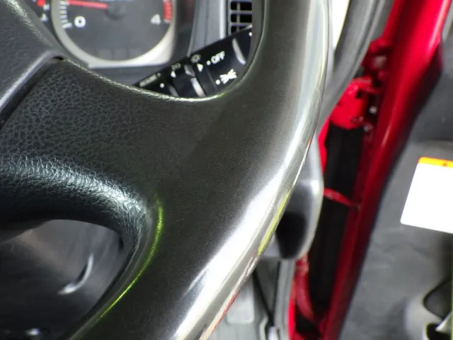 ハンドルにスレがあります。|日野 レンジャー TKG-GC7JGAAの写真36