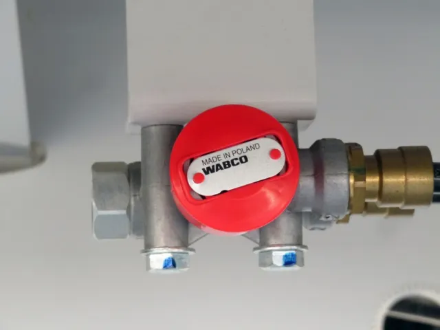 駐車ブレーキです。|トレクス  PFN24103改の写真18