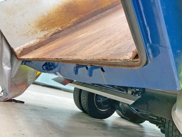 水密式です。|日野 レンジャー LDG-GK8JLAAの写真20