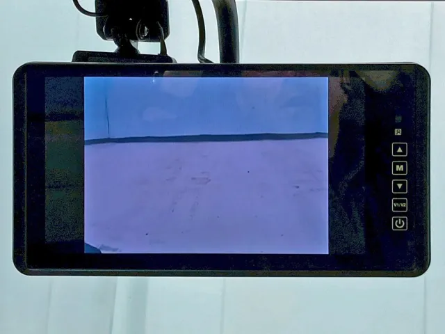 液晶バックモニター付きです。|日野 レンジャー LDG-GK8JLAAの写真35