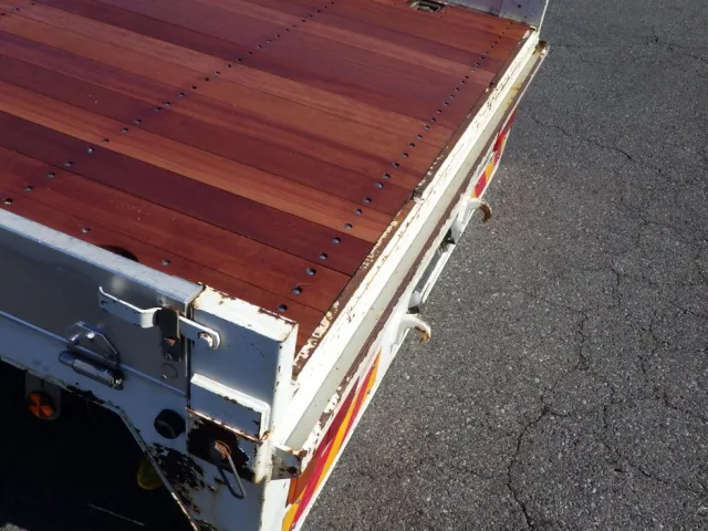 歩み掛け付きです。|日野 レンジャー TKG-FC9JKAA(2WD)の写真12