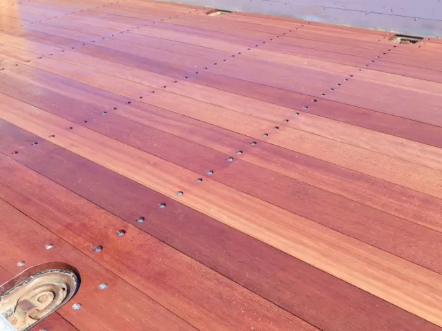 床板は張り替えています。|日野 レンジャー TKG-FC9JKAA(2WD)の写真48