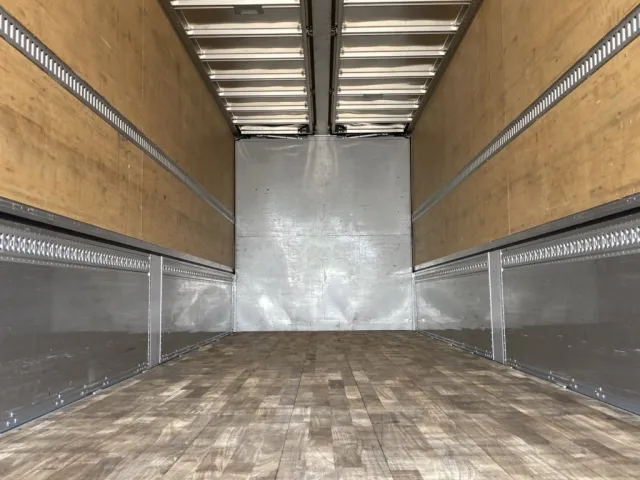 ボデー内部です。|日野 プロフィア 2DG-FW1AHGの写真19