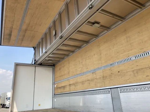 日野 プロフィア 2DG-FW1AHGの写真33