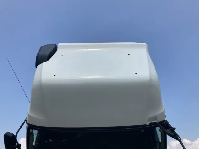 キャブルーフの状態です。|日野 プロフィア 2DG-FW1AHGの写真42