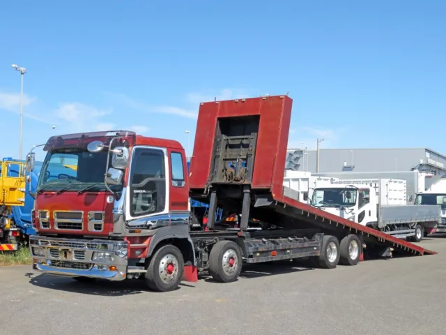 いすゞ ギガ PDG-CYJ77W8Aの写真1