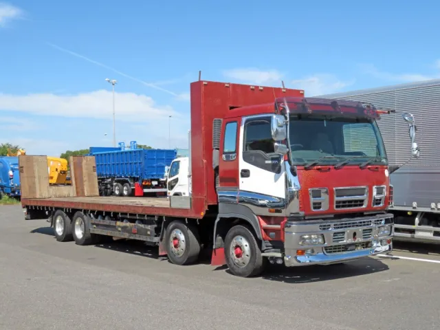 いすゞ ギガ PDG-CYJ77W8Aの写真2