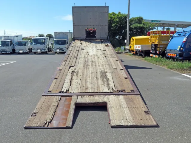 いすゞ ギガ PDG-CYJ77W8Aの写真9