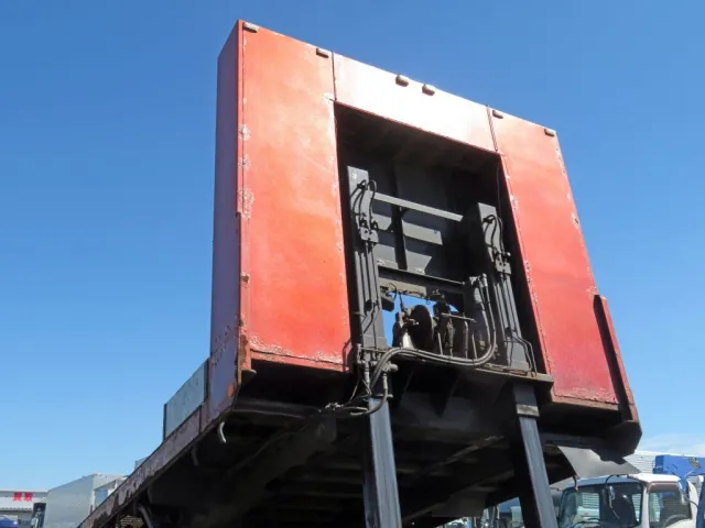 いすゞ ギガ PDG-CYJ77W8Aの写真11