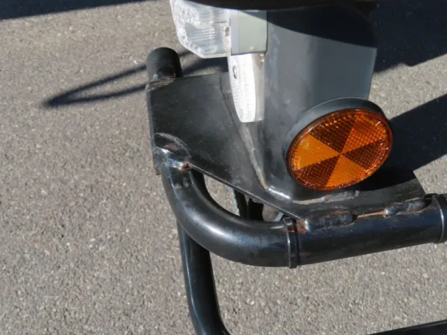 サイドバンパーに軽いサビがあります。（塗装前の状態です）|トレクス  PFB34112の写真26