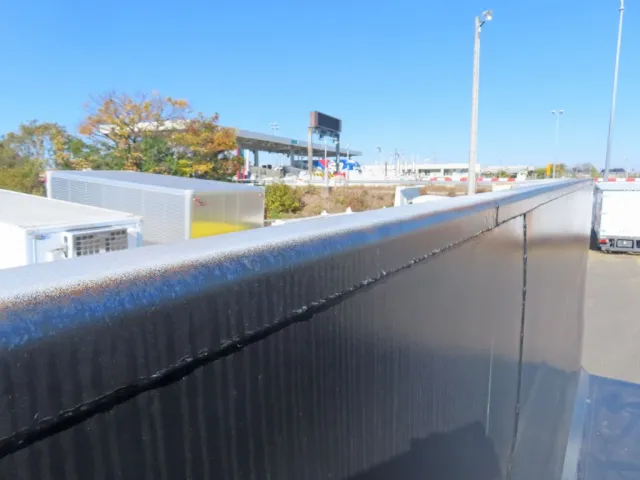 ボディー上部にサビがあります。|トレクス  PFB34112の写真29