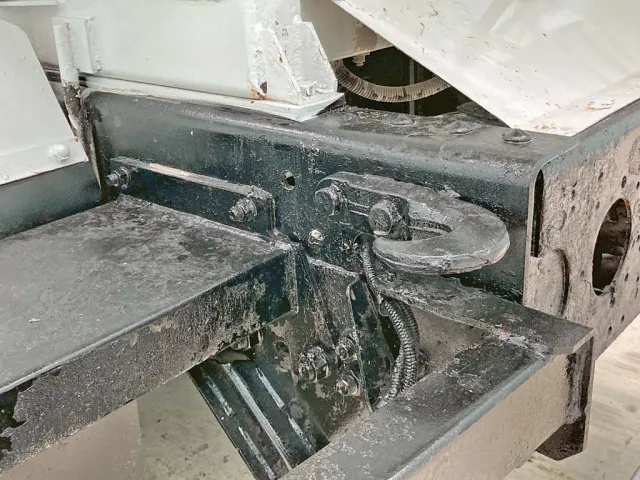 シャーシの状態です。|いすゞ ギガ 2KG-CXZ77CTの写真6