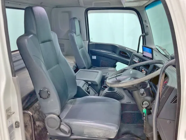 いすゞ ギガ 2KG-CXZ77CTの写真7