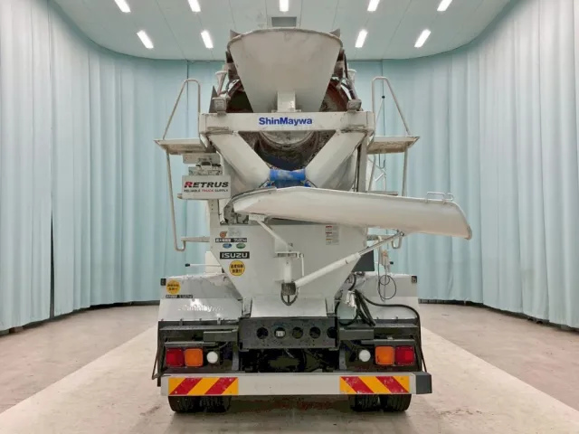 シュートを上限まで上げた状態です。|いすゞ ギガ 2KG-CXZ77CTの写真16