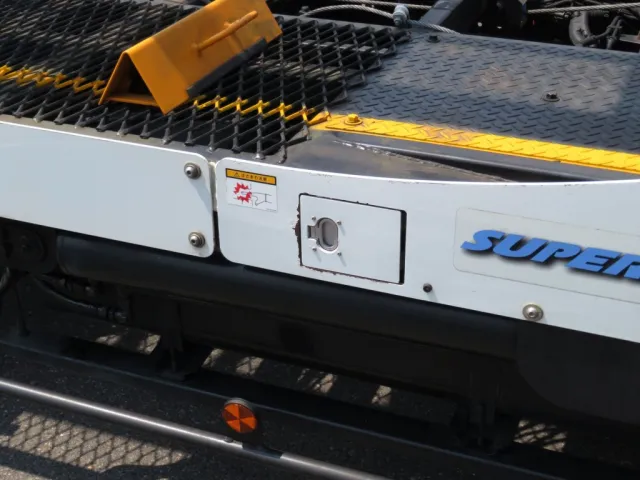 運転席側サイドレールに細かいキズがあります。|三菱 キャンター 2PG-FEB90(2WD)の写真33