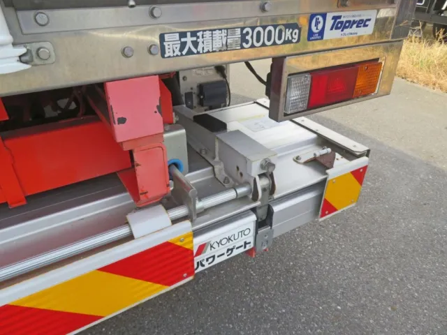 シャーシ後方とゲートに少しサビ・キズがあります。|三菱 キャンター TPG-FEB80(2WD)の写真41