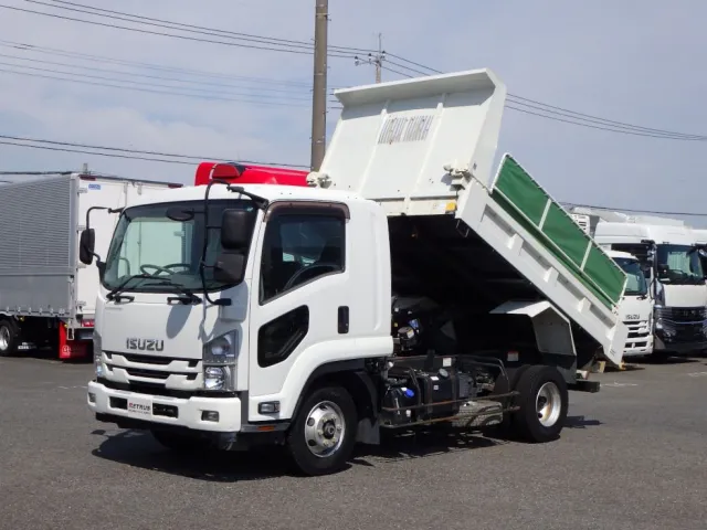 いすゞ フォワード 2RG-FRR90S2(2WD)の写真1