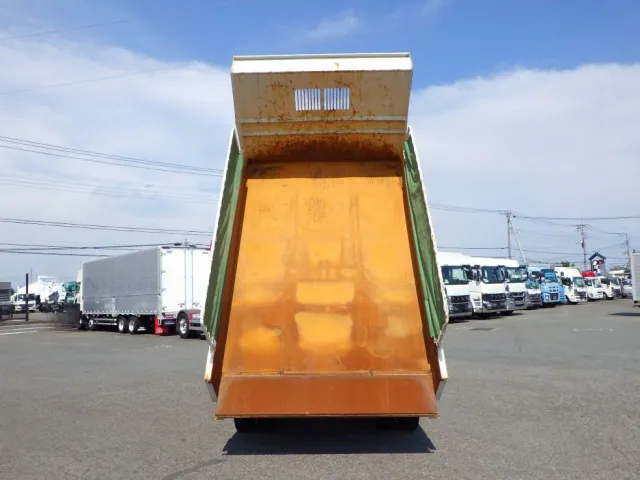 荷台全体の状態です。|いすゞ フォワード 2RG-FRR90S2(2WD)の写真7