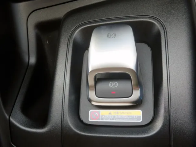 サイドブレーキです。|三菱 スーパーグレート 2PG-FV80VZの写真21