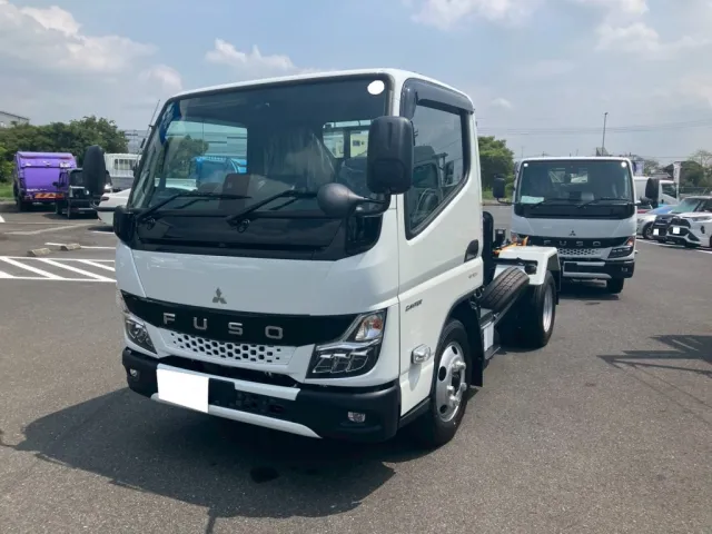 三菱 キャンター 2RG-FBAV0(2WD)の写真1