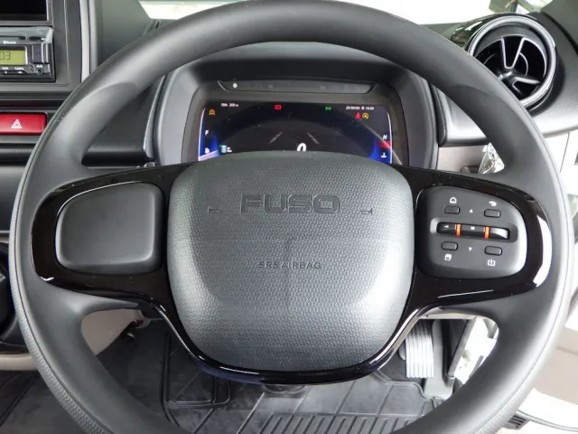 三菱 キャンター 2RG-FBAV0(2WD)の写真16