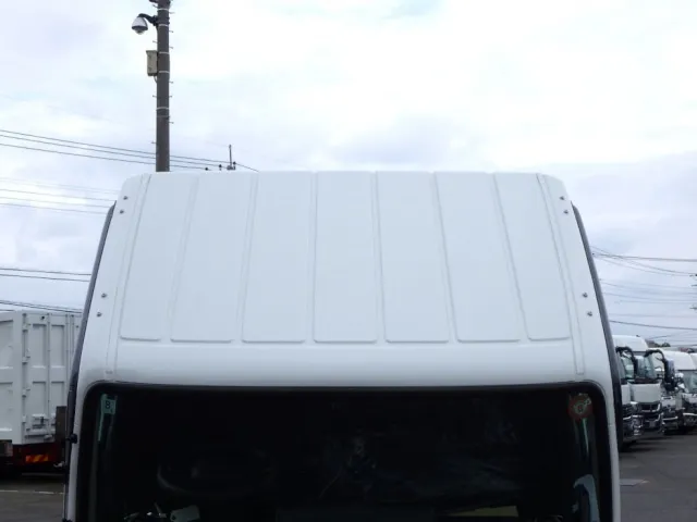 三菱 キャンター 2RG-FBAV0(2WD)の写真22